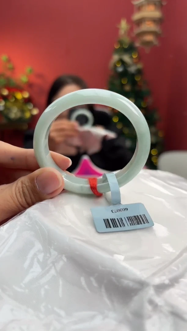 未镶嵌手镯（贵妃镯）翡翠翡翠手镯2