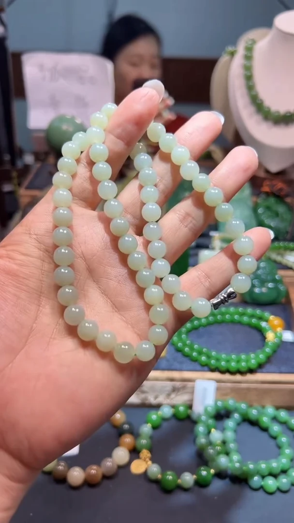 颈饰未镶嵌和田玉多样性发一