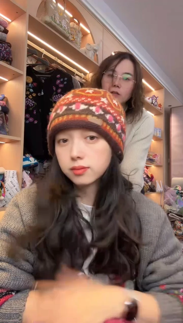 羊毛美利奴美拉德刺绣爱心帽