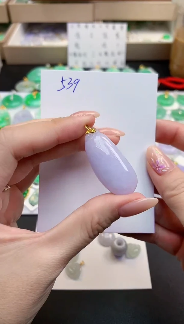 颈饰18K金镶嵌翡翠天然缅甸A货翡翠