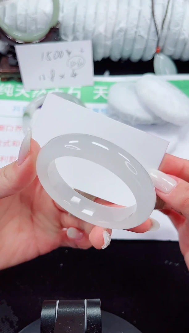 未镶嵌手镯石英质玉149-51/52