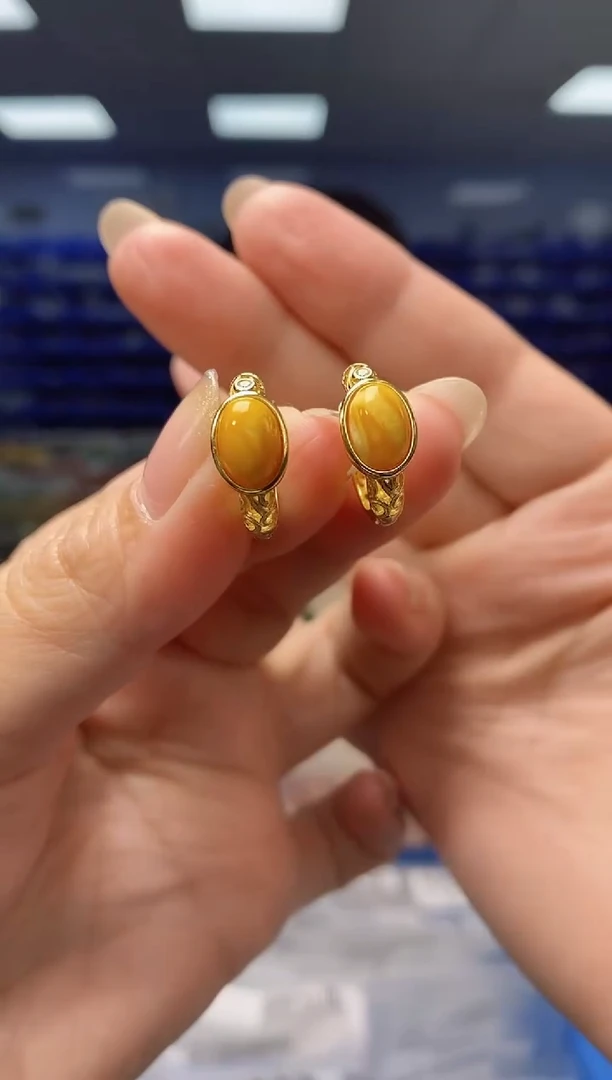 【闪购商品】琥珀耳饰银S925镀金镶嵌EZ4984