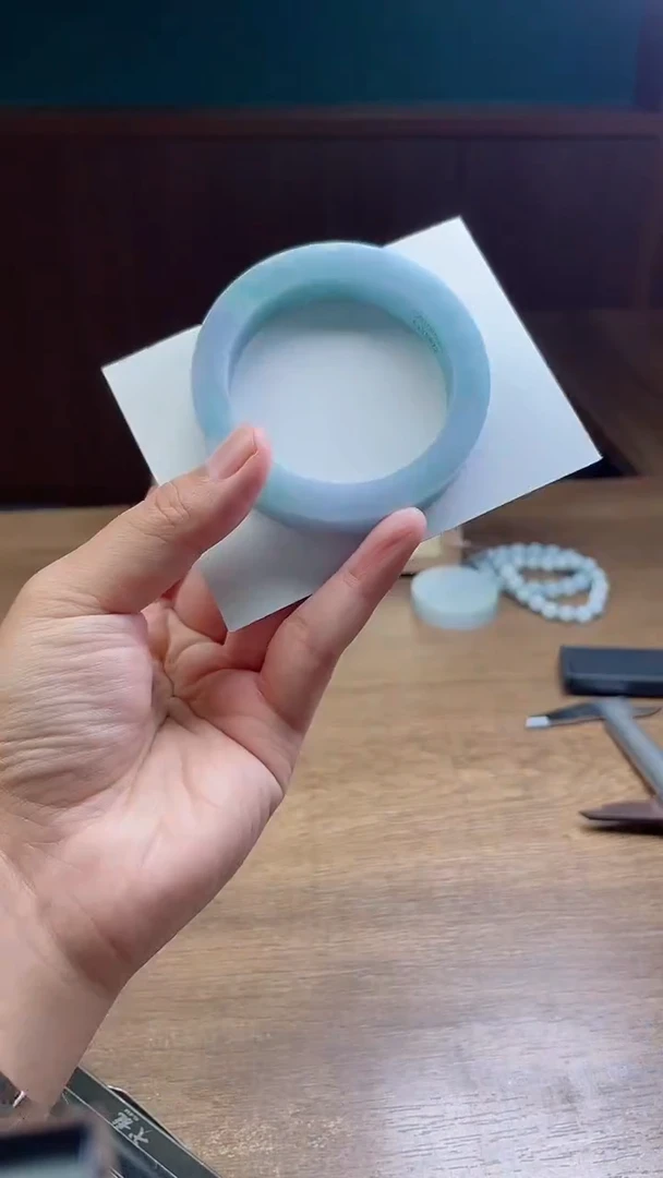 未镶嵌手镯定制翡翠夏*定制