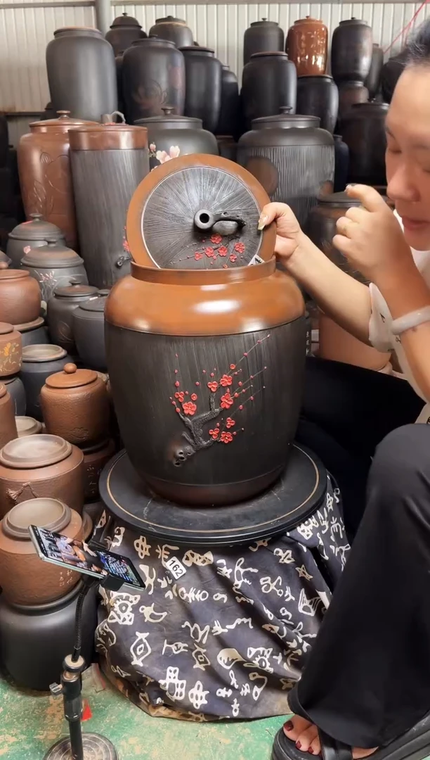 罐瑕疵 水缸 20升 红梅 834
