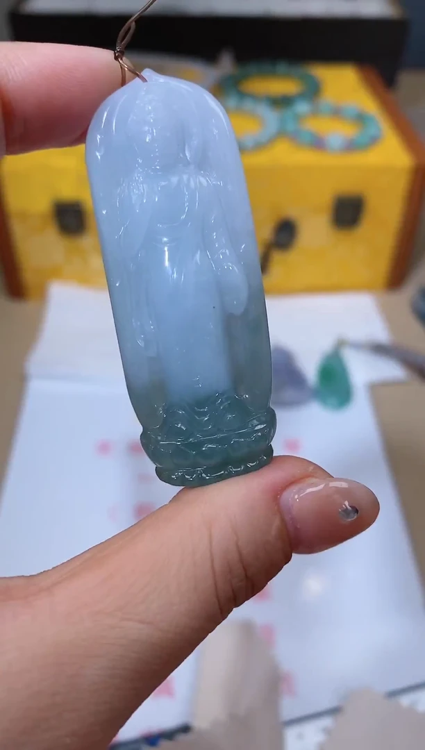 【闪购商品】翡翠颈饰未镶嵌天然A货翡翠