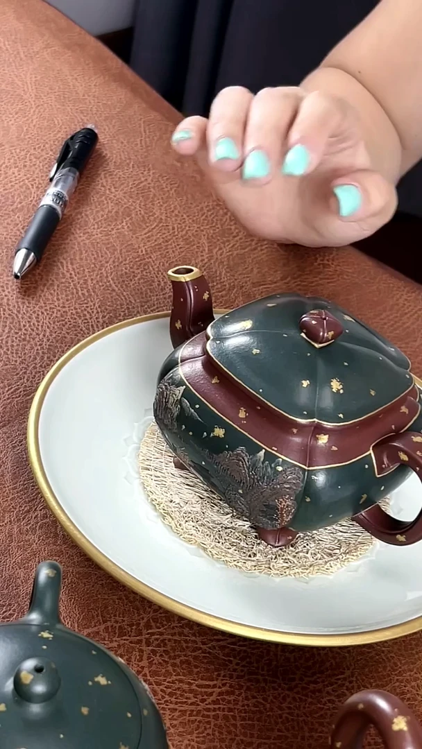 茶壶底槽青施昌玉方