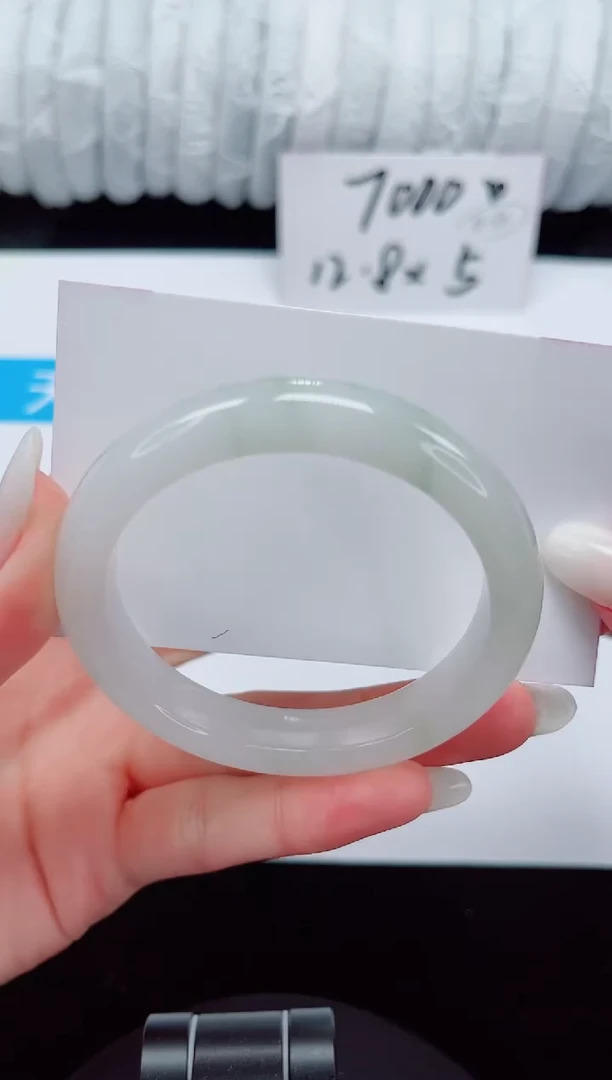 未镶嵌手镯石英质玉43-52/53