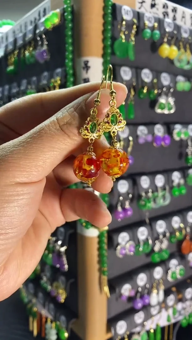 【闪购商品】琥珀耳饰银S925镶嵌929...