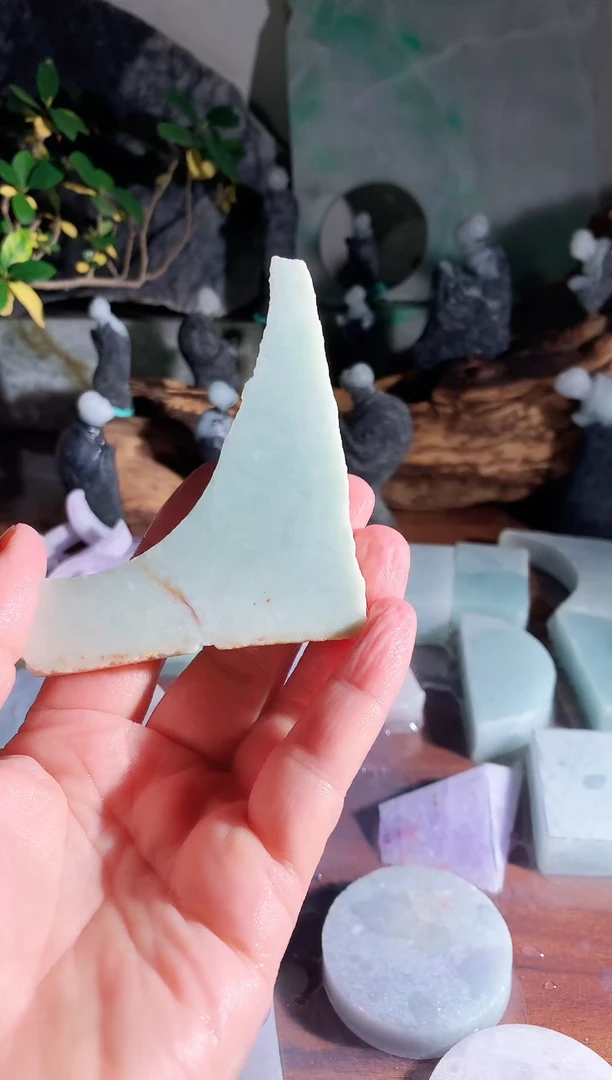 【闪购商品】翡翠吊坠(不含链)未镶嵌C67