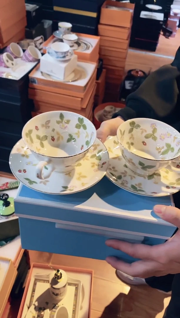 【闪购商品】杯鸿辉家品牌瓷器，京东包邮！