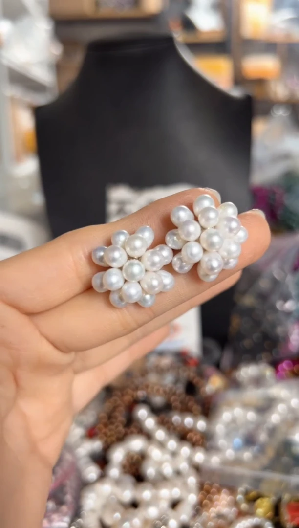 未镶嵌珠宝奇石淡水珍珠VV耳饰一副