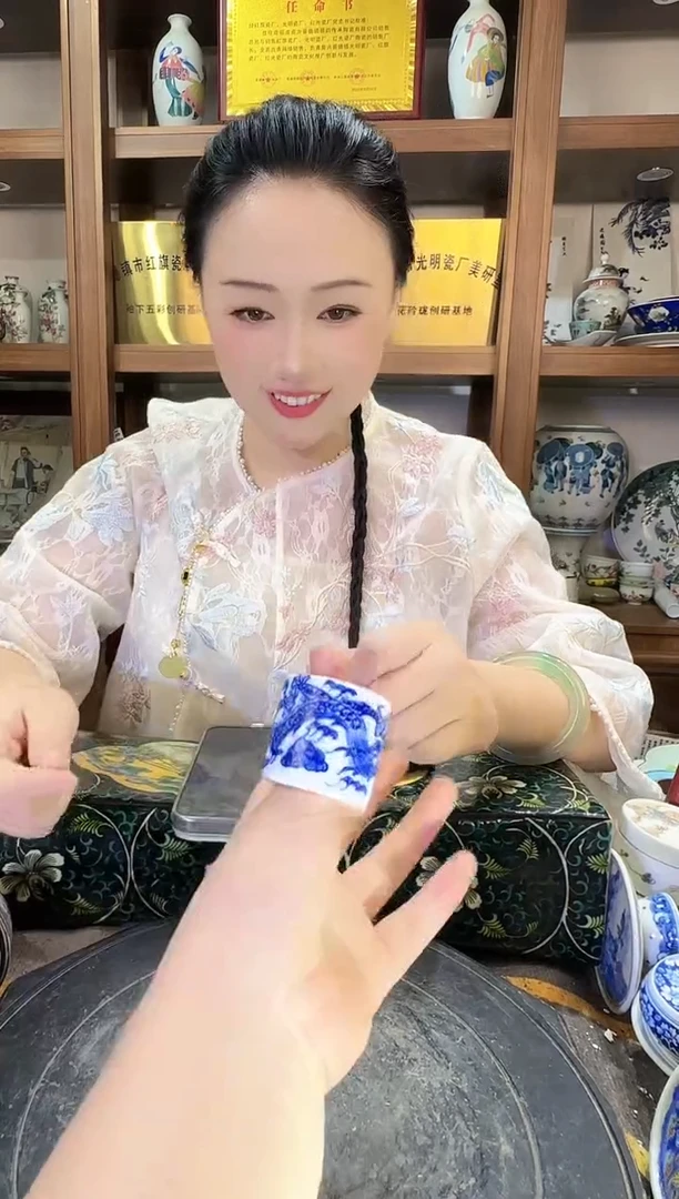 摆件A573景德镇制瓷器一件