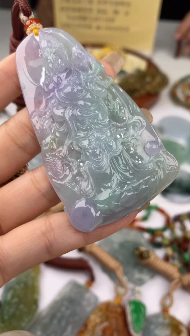 翡翠18K金镶嵌吊坠(不含链)15895