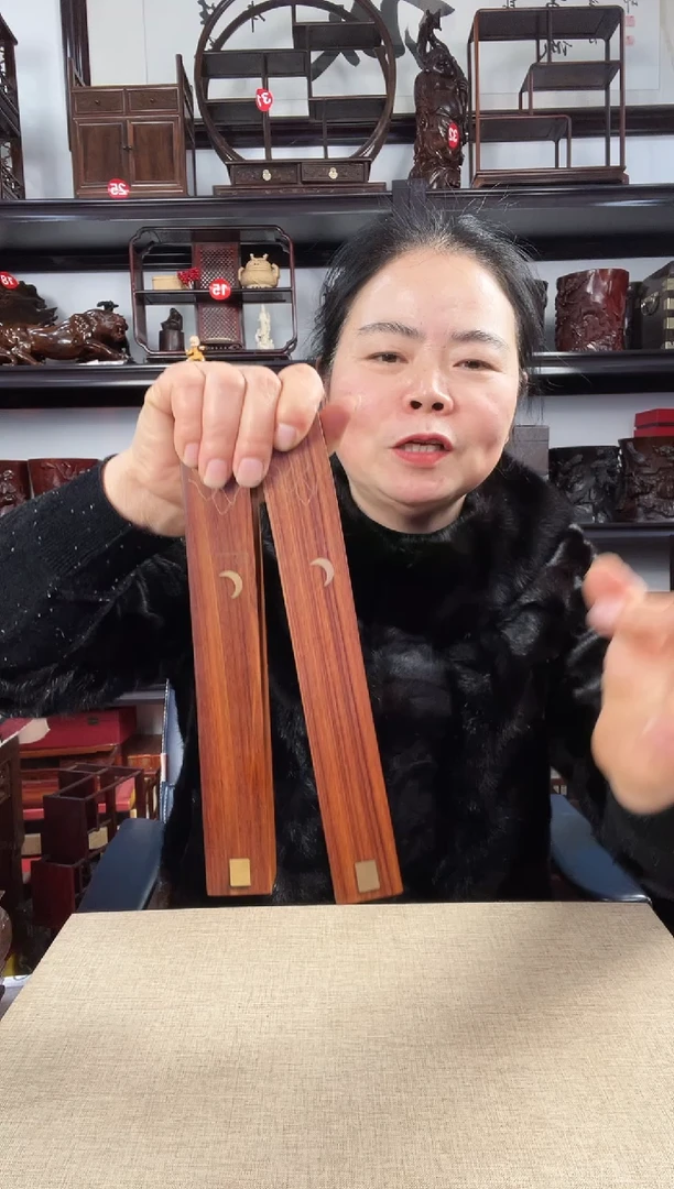 木黄镇尺老李红木工艺品