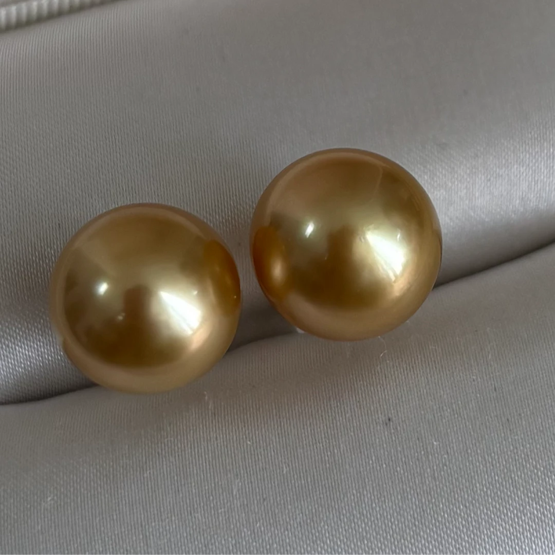 18k金海水金珠耳钉11-12mm  SS168