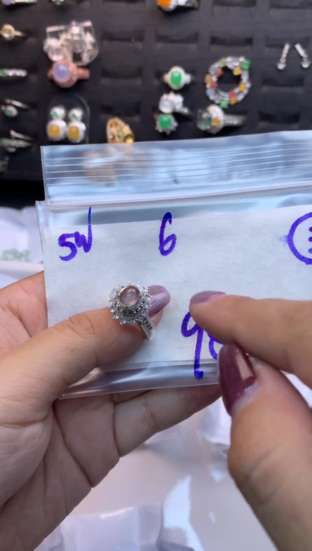 未镶嵌定制翡翠毛货需精细抛光多样性发一件蛋面+98元033