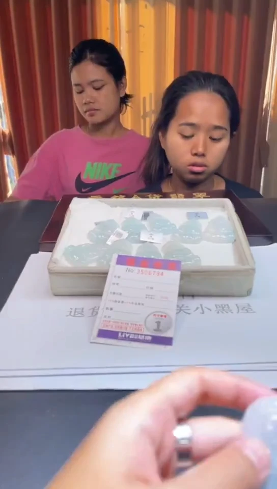 未镶嵌定制翡翠未抛光毛货多样性发其一拍一发一6794