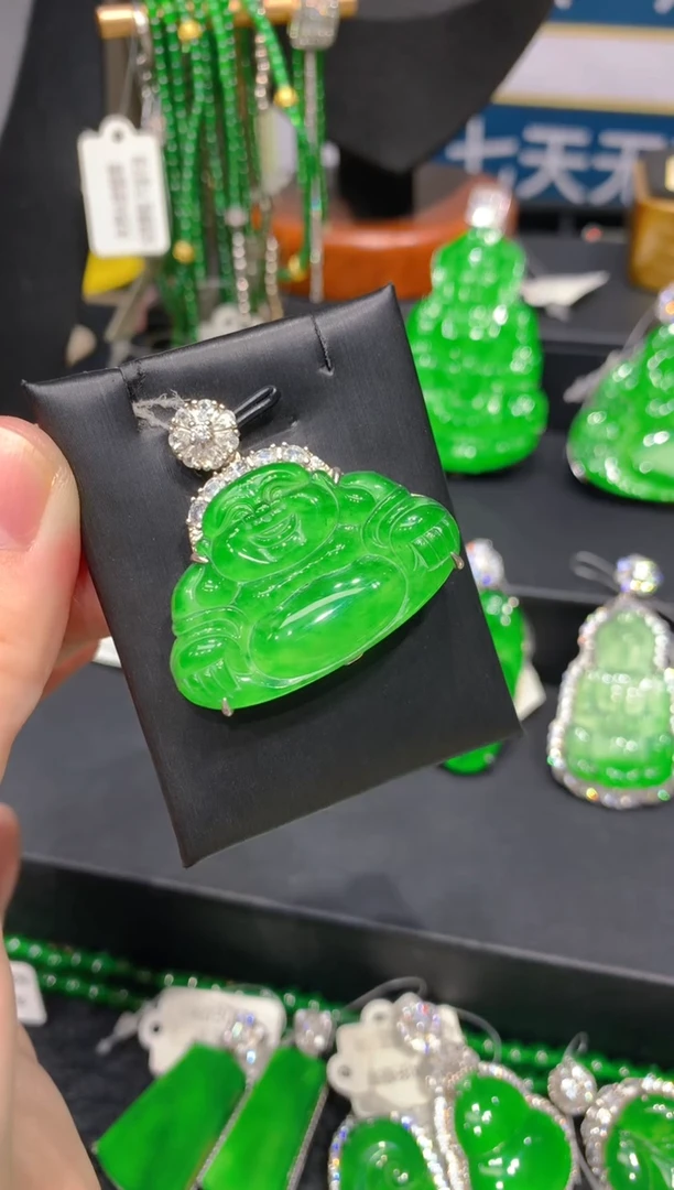 颈饰银S925镶嵌翡翠10一季