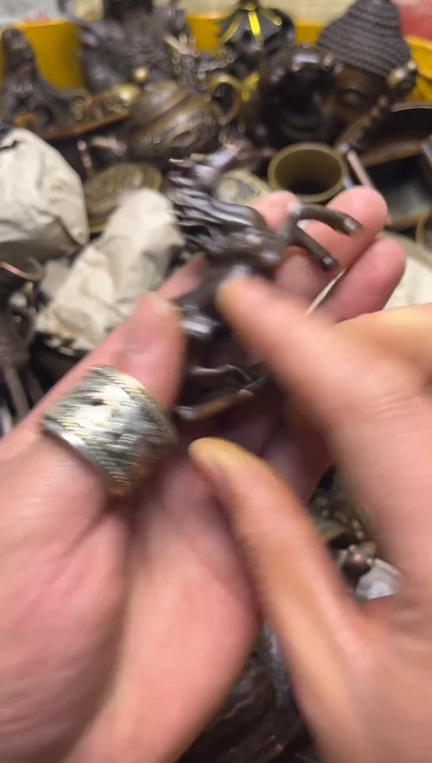 精美铜器，点击下单