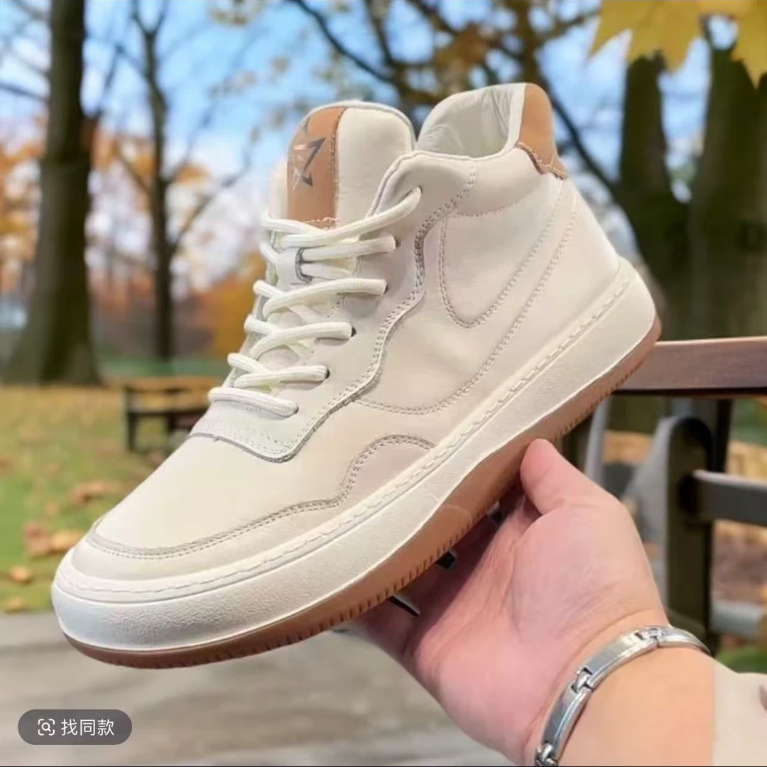 2025秋季新款头层牛皮休闲鞋真皮透气软底软面时尚百搭板鞋2026