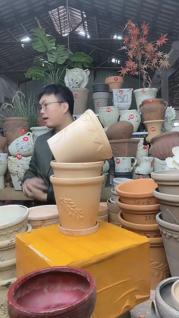【闪购商品】缸3个13*13（红白）巴洛克香草橄榄有托