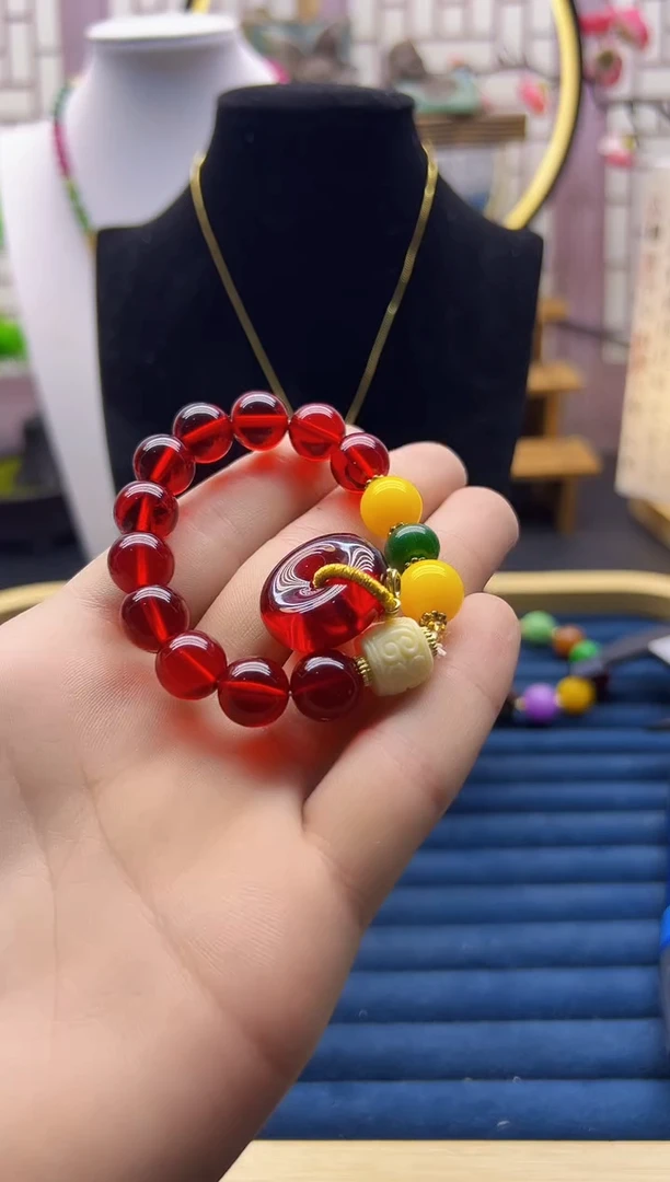 【闪购商品】血珀耳饰14K金镶嵌S48