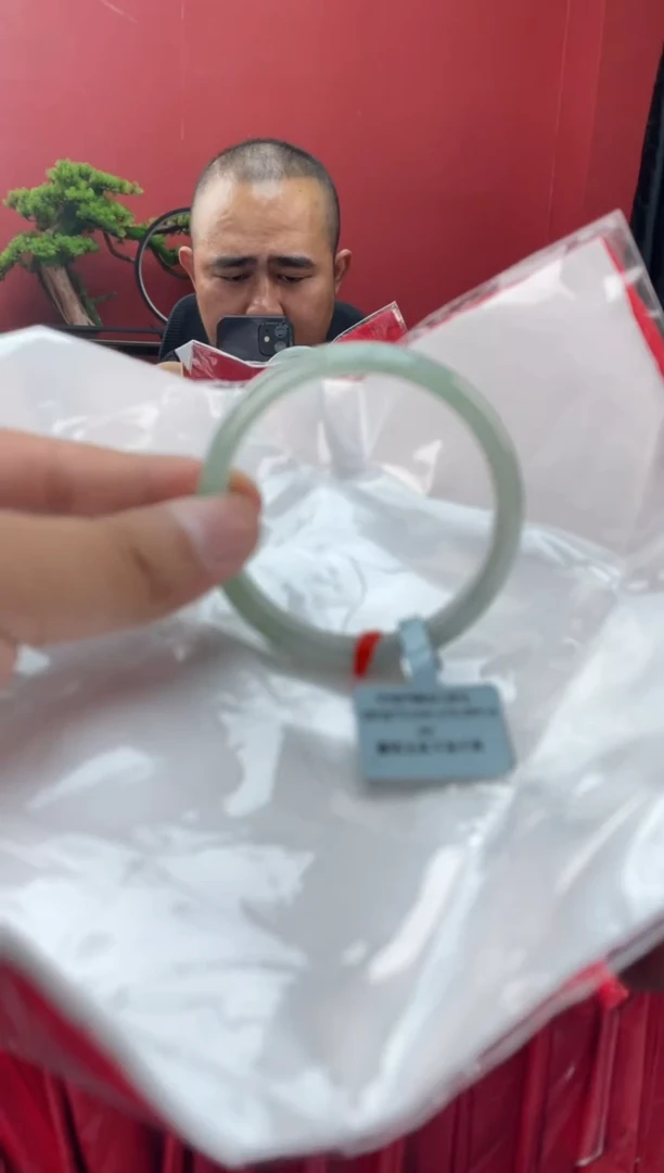 未镶嵌手镯翡翠翡翠手镯4