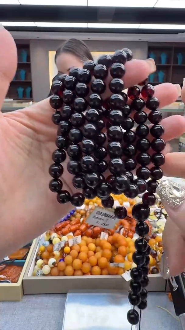 琥珀颈饰未镶嵌49秒拍号 假一罚三