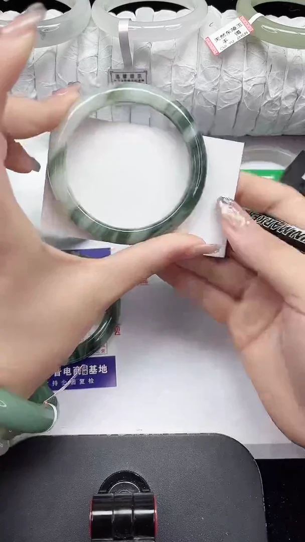 未镶嵌手镯石英质玉87-55/56