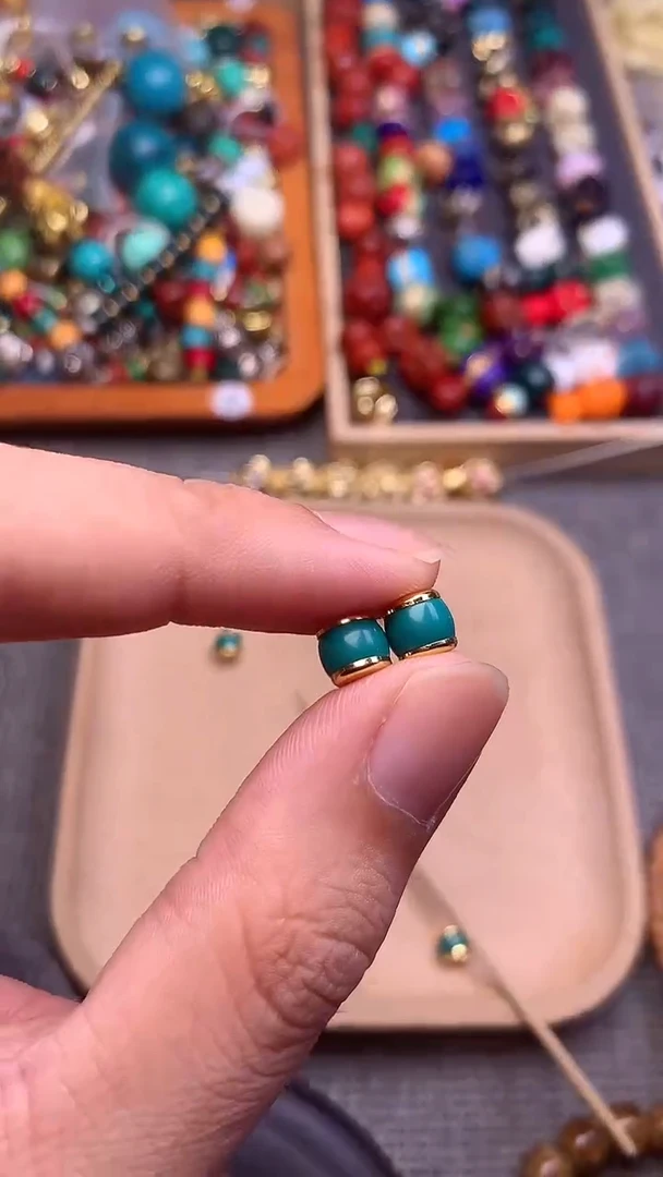 颈饰琉璃精工镶嵌汉堡卡6+mm 一对发