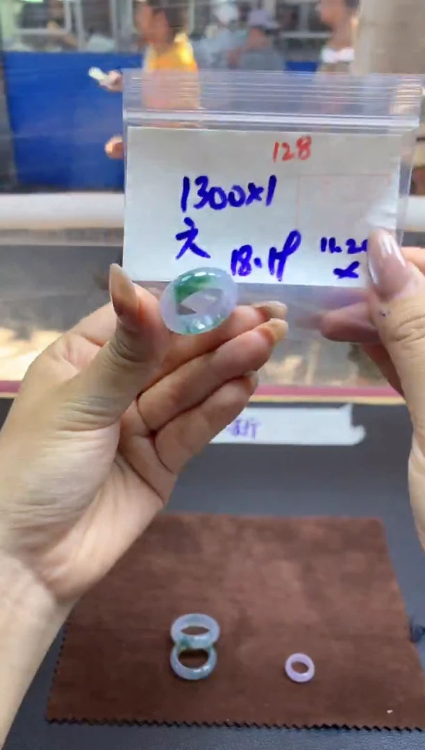 未镶嵌定制翡翠六****1戒圈#1300元-毛货需精细抛光