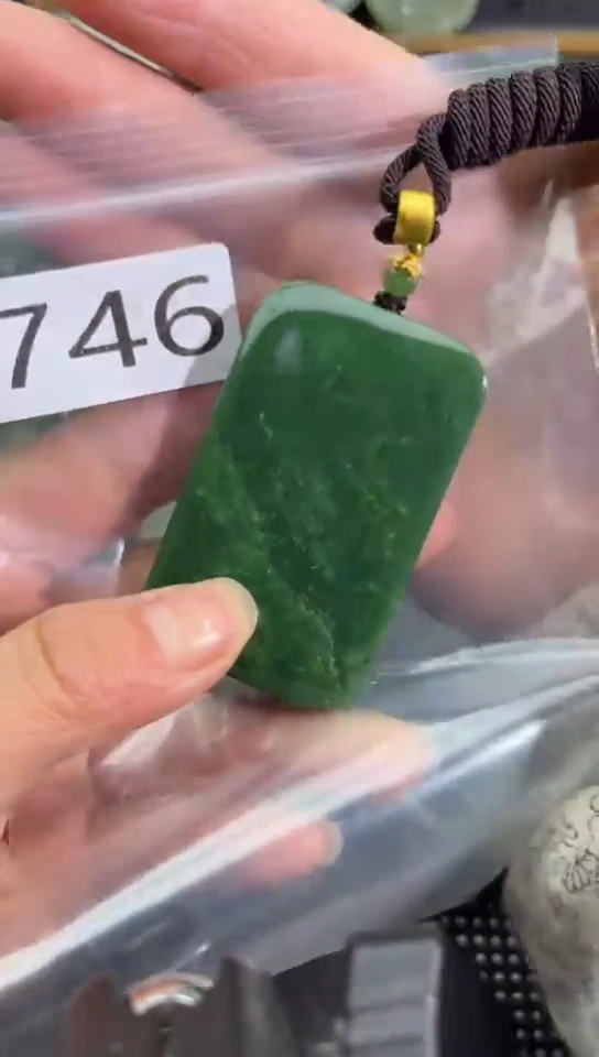 未镶嵌和田玉珠宝半成品牌子