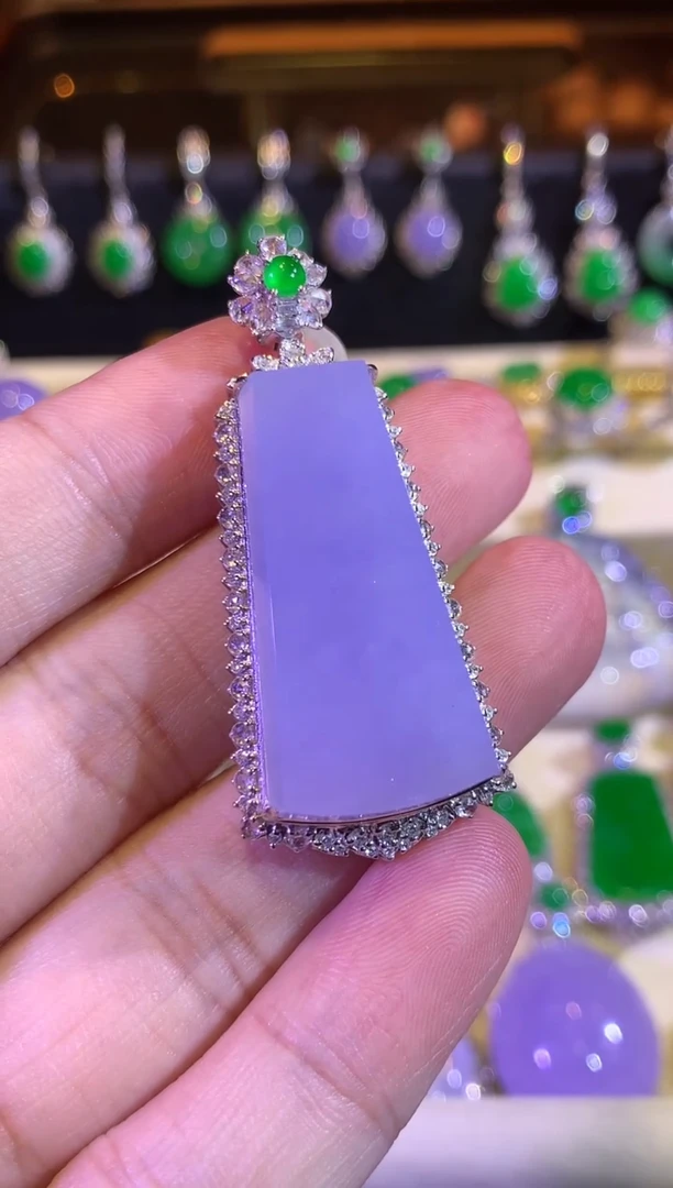 翡翠18K金镶嵌吊坠(赠链)冰紫无事牌吊坠