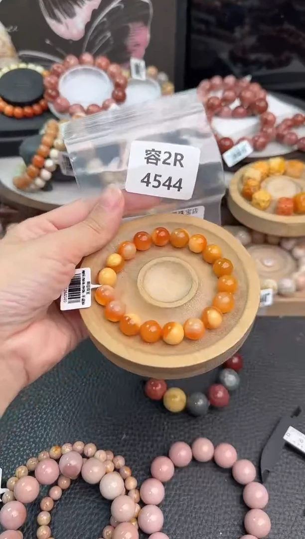 未镶嵌手链石英质玉@*32R4544