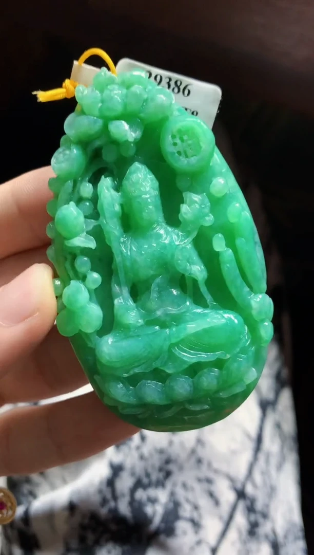 颈饰未镶嵌翡翠天然A货翡翠