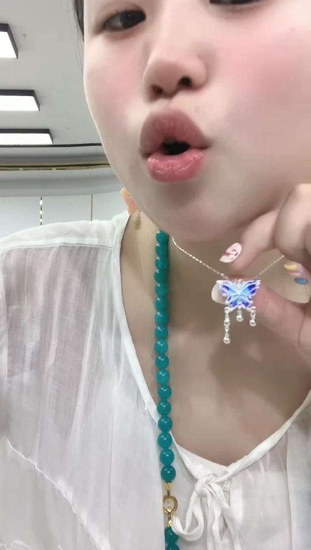 0702蓝色蝴蝶吊坠