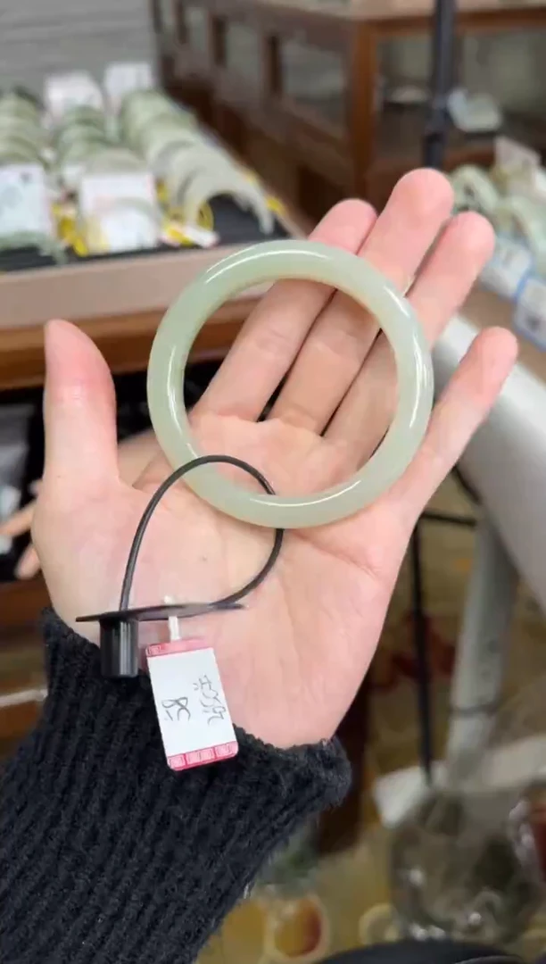 未镶嵌手镯和田玉58