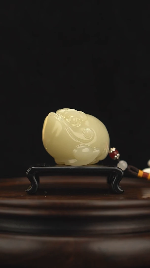 玉【招财金蟾】天然玉石手把件