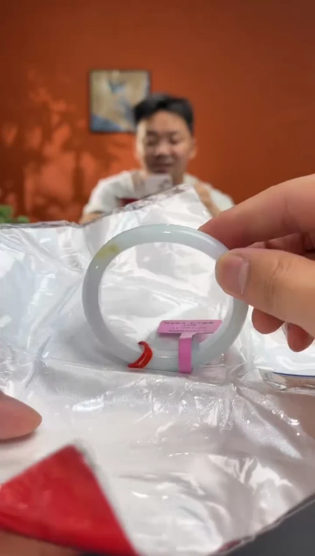 未镶嵌手镯翡翠翡翠手镯