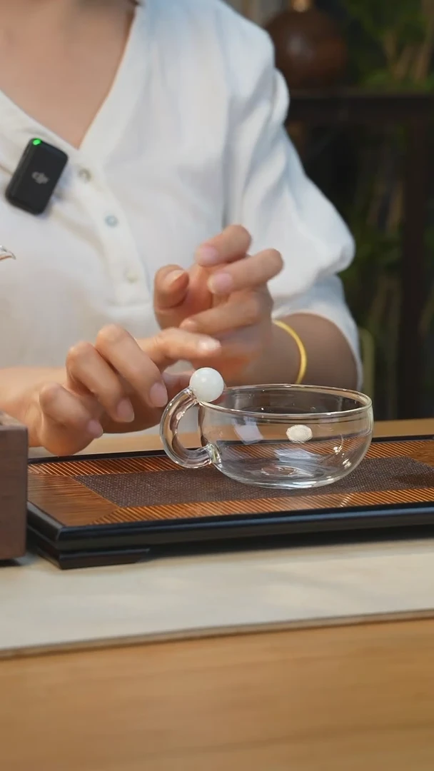 ?**?玻璃茶杯