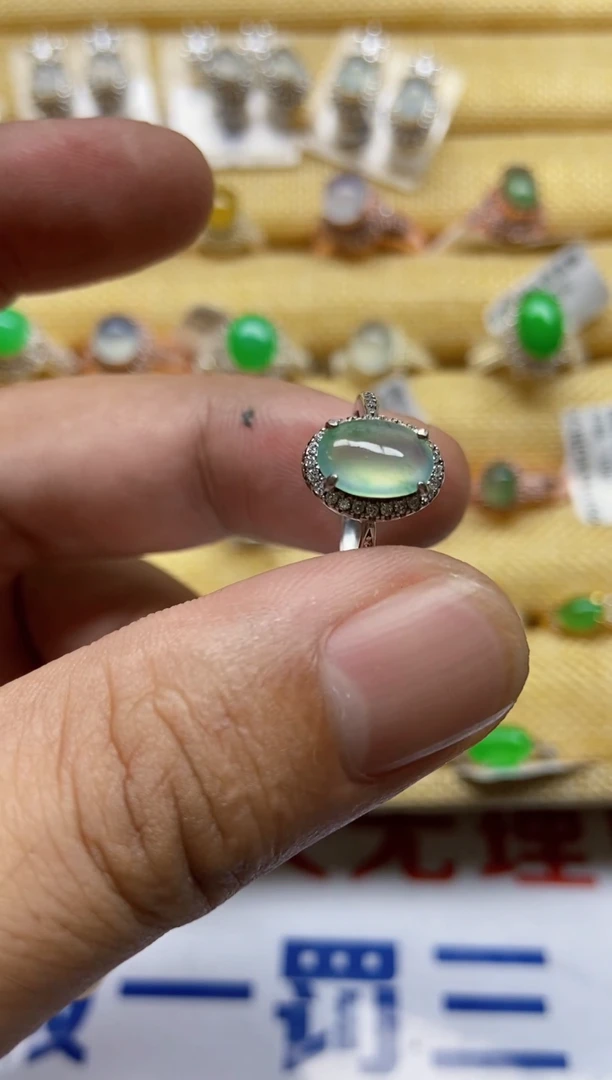 【闪购商品】翡翠戒指银S925镶嵌0000