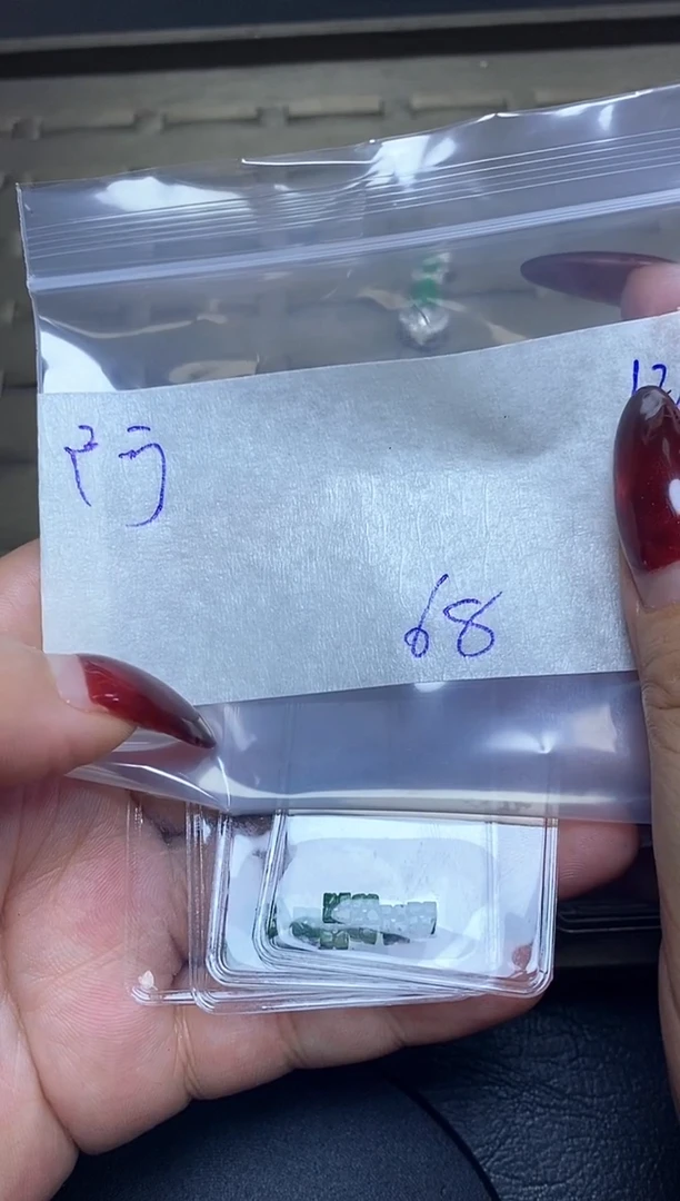 未镶嵌定制翡翠阿**佛564565636545