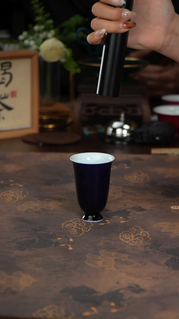 江壶见陶瓷宝石蓝闻香杯