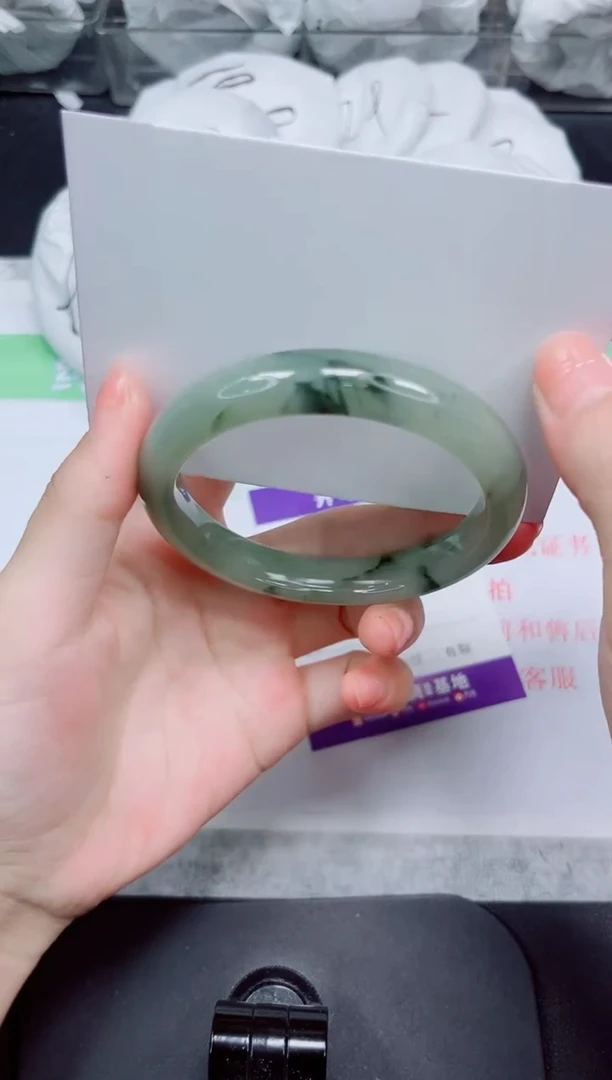 石英质玉手镯未镶嵌140-58