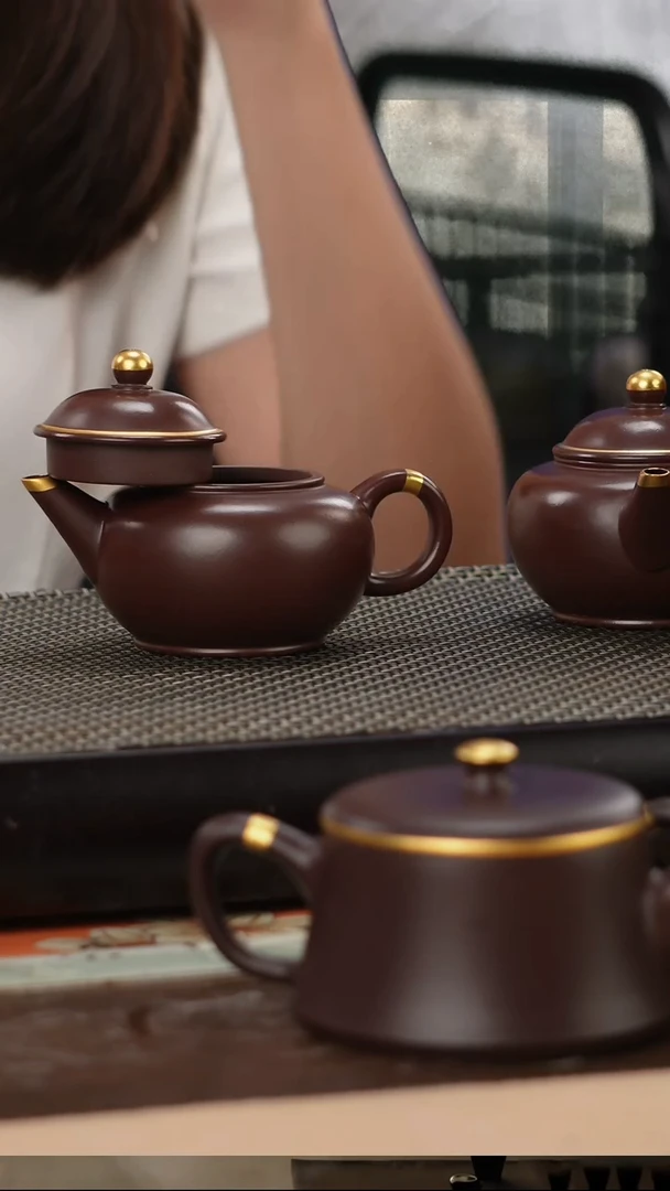 茶壶紫砂四号井茄皮紫泥描金水平150cc