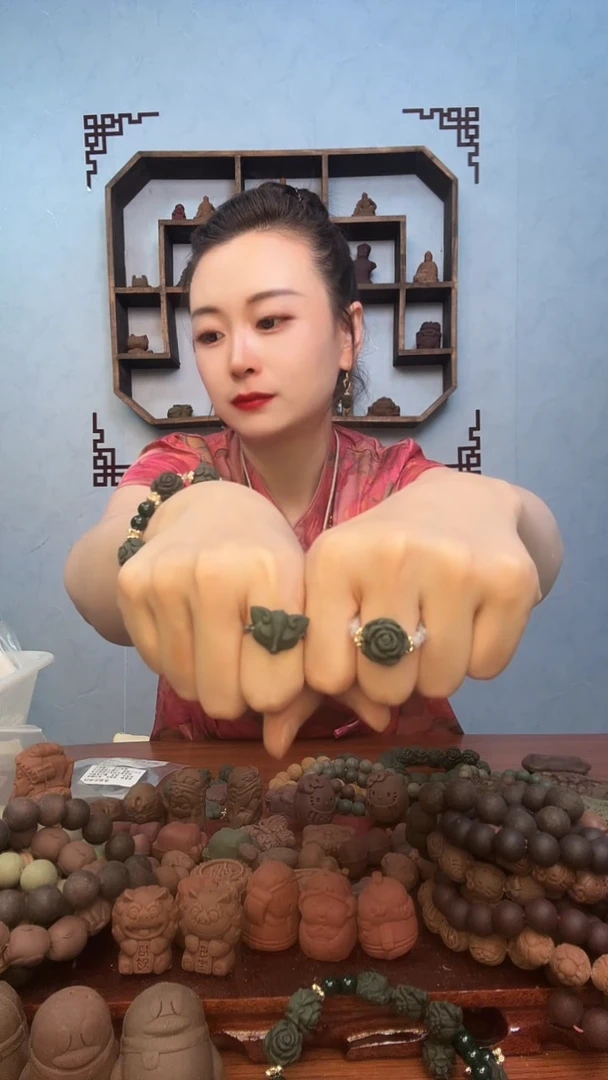 泥塑九夏驱蚊玫瑰花（戒指）