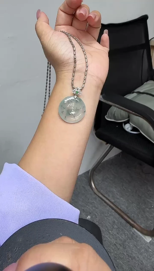 吊坠(不含链)18K金镶嵌翡翠勿拍