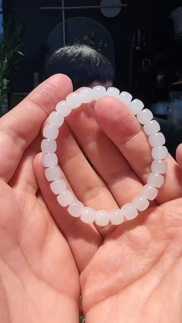 【闪购商品】和田玉手串未镶嵌8+单圈-芯