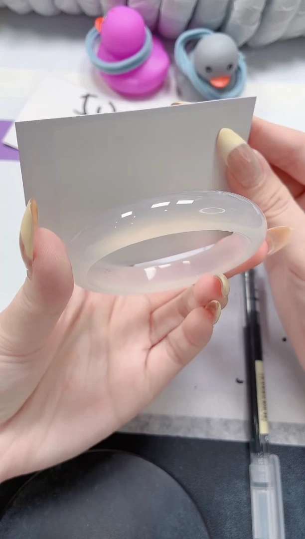 石英质玉手镯未镶嵌169-53.5荔枝