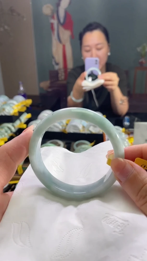 未镶嵌手镯翡翠58圈口d